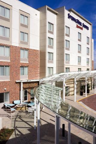 Hotel Springhill Fair Oaks 3*